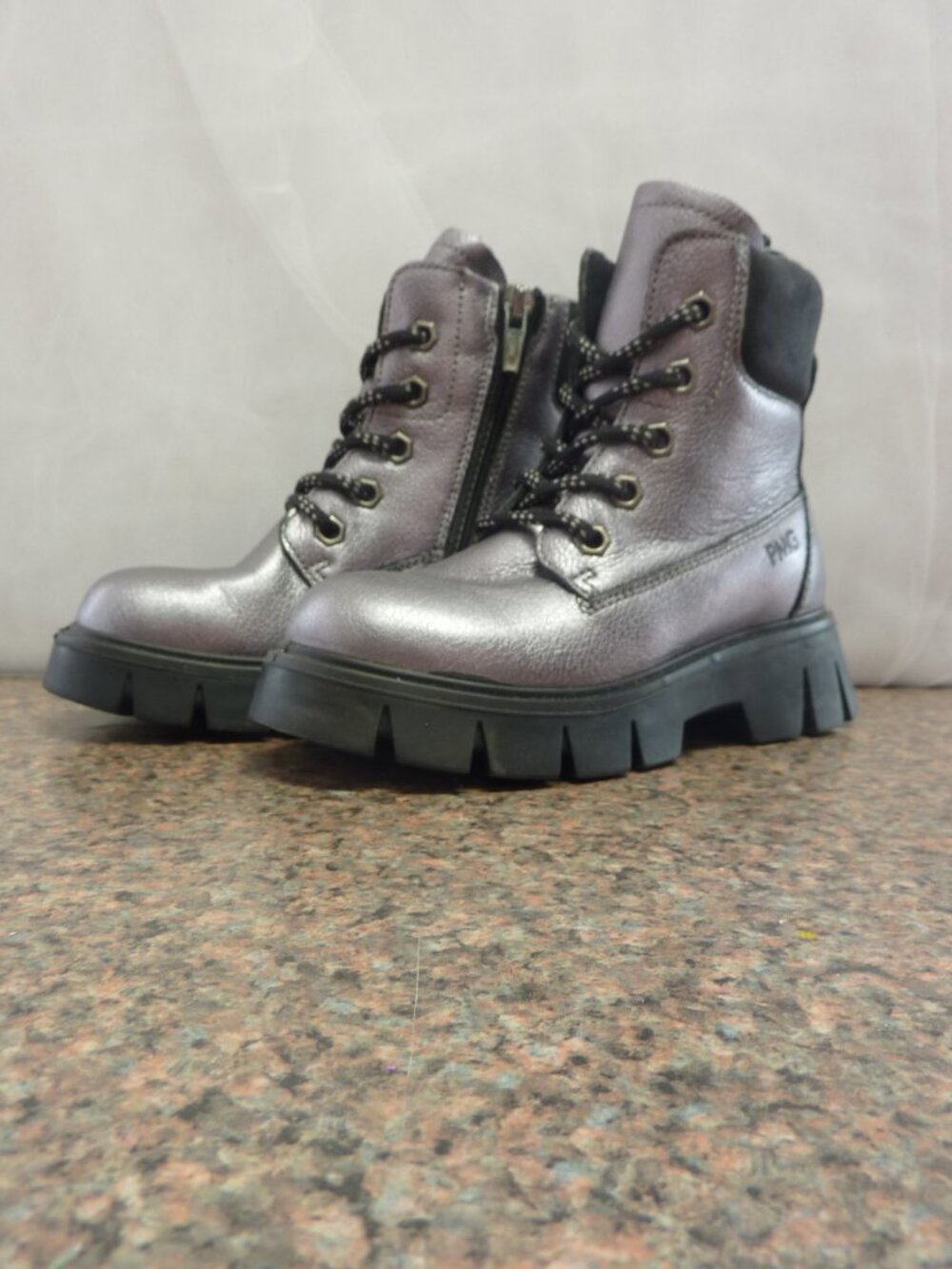 Primigi Girls Ankle Boots, in Leather, Steel Gray Size 10